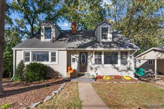 107 Saint George Place, St Louis, MO 63119