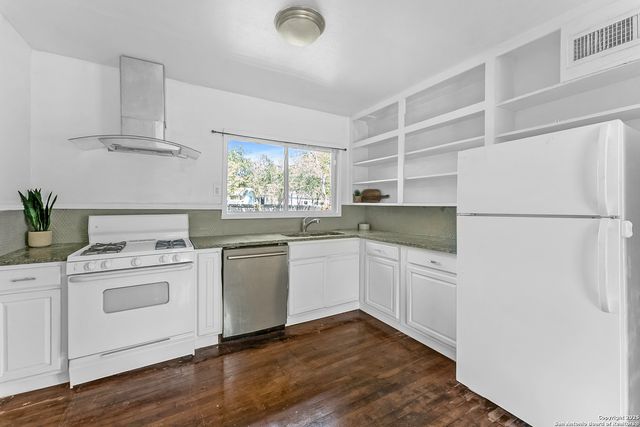 139 Belfast, San Antonio, TX 78209