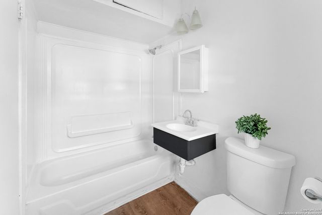 139 Belfast, San Antonio, TX 78209