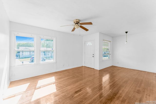 139 Belfast, San Antonio, TX 78209