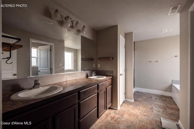 3330 N Oconnor BLVD, Post Falls, ID 83854