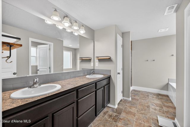 3330 N Oconnor BLVD, Post Falls, ID 83854
