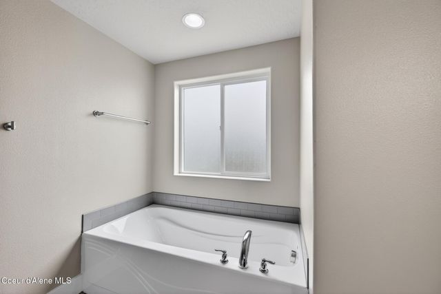 3330 N Oconnor BLVD, Post Falls, ID 83854