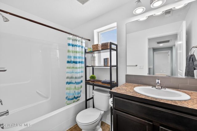 3330 N Oconnor BLVD, Post Falls, ID 83854