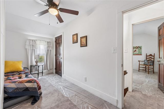 1825 Jefferson St, South Greensburg Boro, PA 15601