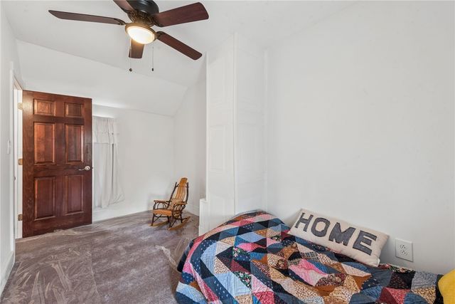 1825 Jefferson St, South Greensburg Boro, PA 15601