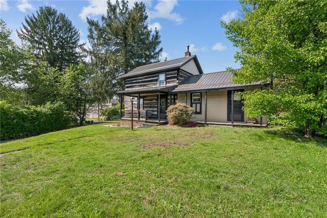 1825 Jefferson St, South Greensburg Boro, PA 15601
