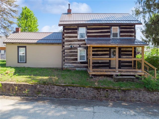 1825 Jefferson St, South Greensburg Boro, PA 15601