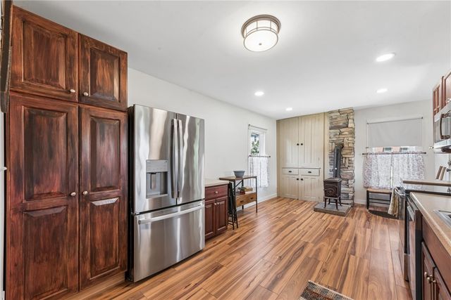 1825 Jefferson St, South Greensburg Boro, PA 15601