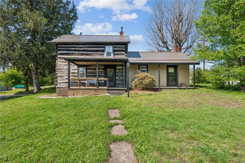 1825 Jefferson St, South Greensburg Boro, PA 15601