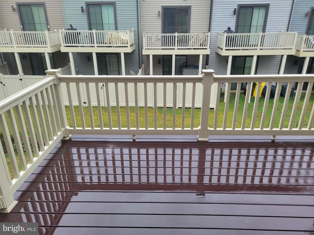 656 CHALCEDONY LN, Glen Burnie, MD 21060