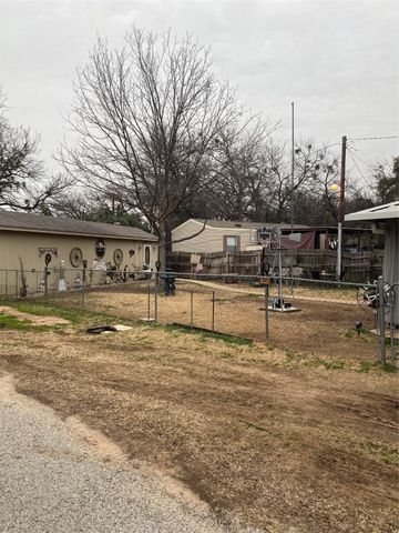 3843 Gila Circle, Granbury, TX 76048