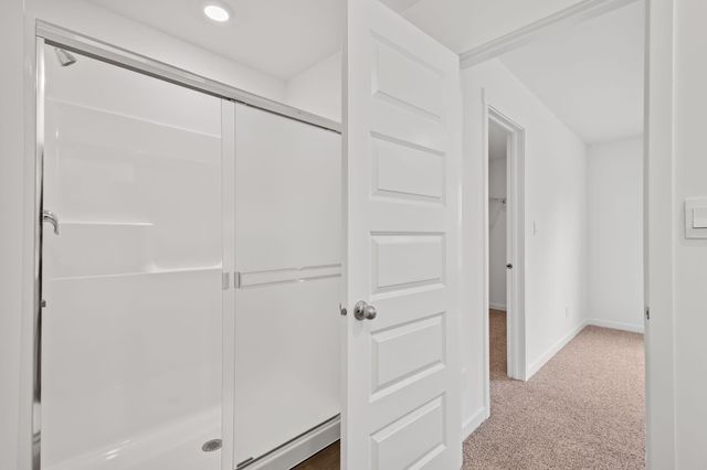 581 Cressmoor Boulevard, Hobart, IN 46342