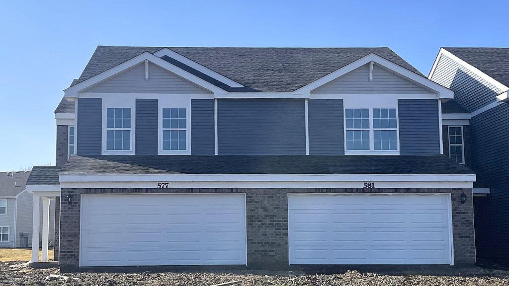 581 Cressmoor Boulevard, Hobart, IN 46342