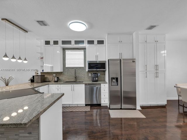 8956 SW 215th Lane 0, Cutler Bay, FL 33189