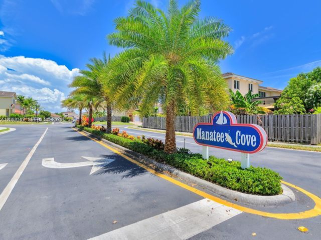 8956 SW 215th Lane 0, Cutler Bay, FL 33189