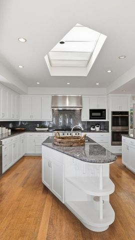 1080 Westridge Drive, Portola Valley, CA 94028