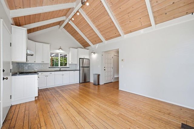 1080 Westridge Drive, Portola Valley, CA 94028