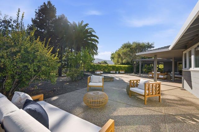 1080 Westridge Drive, Portola Valley, CA 94028
