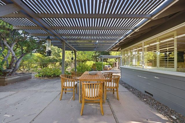 1080 Westridge Drive, Portola Valley, CA 94028