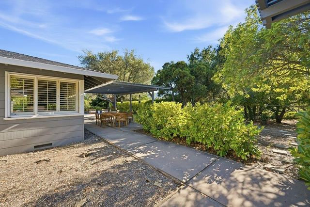 1080 Westridge Drive, Portola Valley, CA 94028