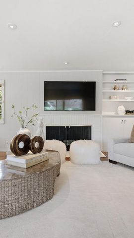 1080 Westridge Drive, Portola Valley, CA 94028
