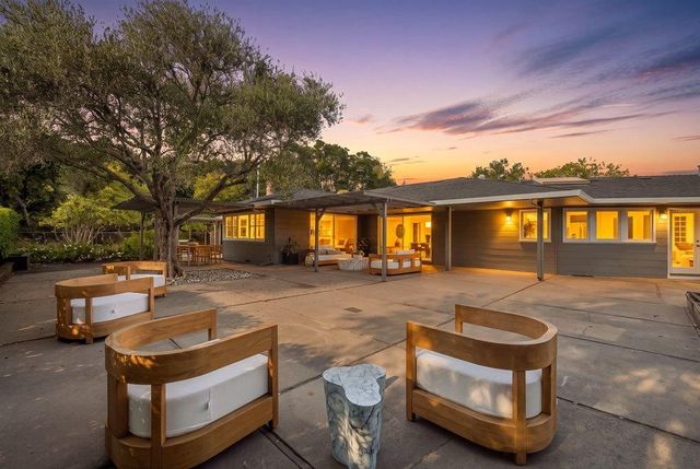 1080 Westridge Drive, Portola Valley, CA 94028