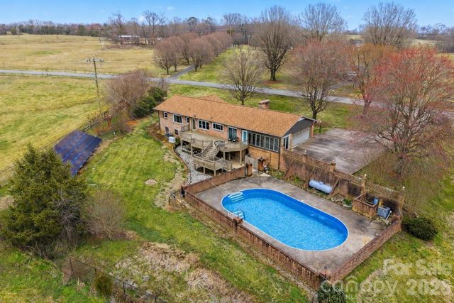 776 Smith Farm Road, Stony Point, NC 28678