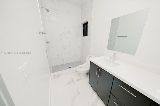 820 NW 18th Ave, Pompano Beach, FL 33069