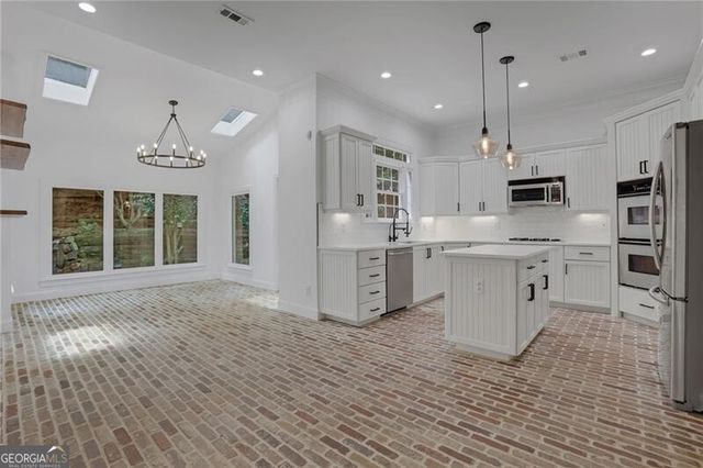 495 Wilfawn Way, Avondale Estates, GA 30002