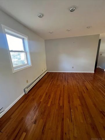 189 Borrmann Road, East Haven, CT 06512