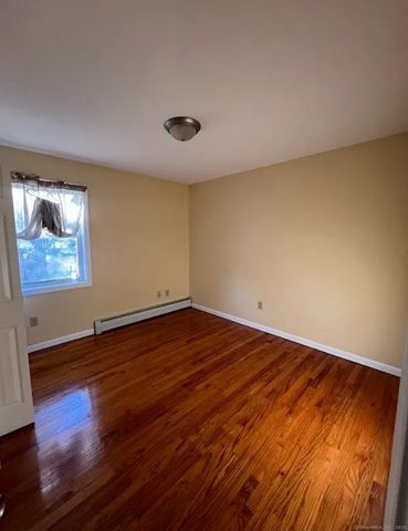 189 Borrmann Road, East Haven, CT 06512