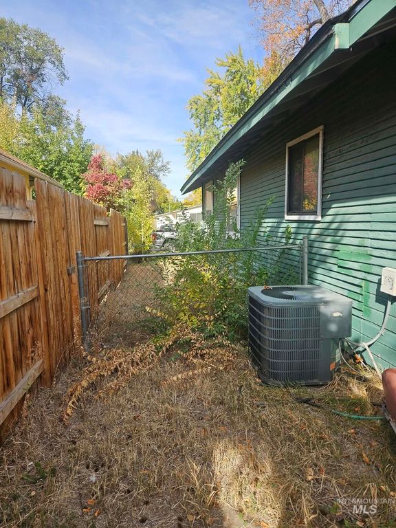 2707 W Madison Avenue, Boise, ID 83702 photo 4