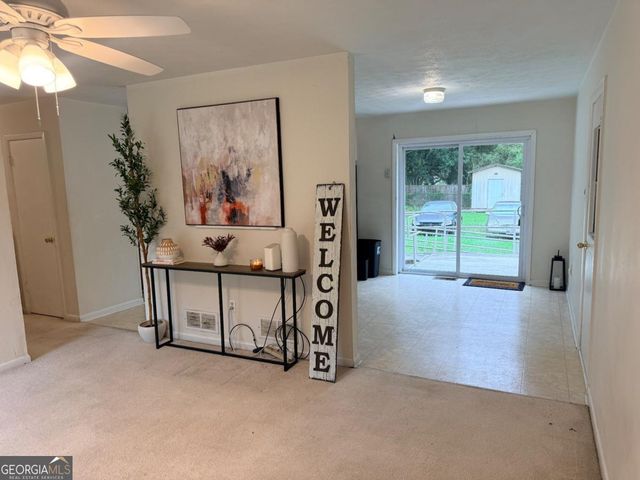 1064 Meadowbrook Lane NW, Conyers, GA 30012