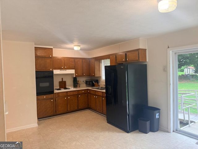1064 Meadowbrook Lane NW, Conyers, GA 30012