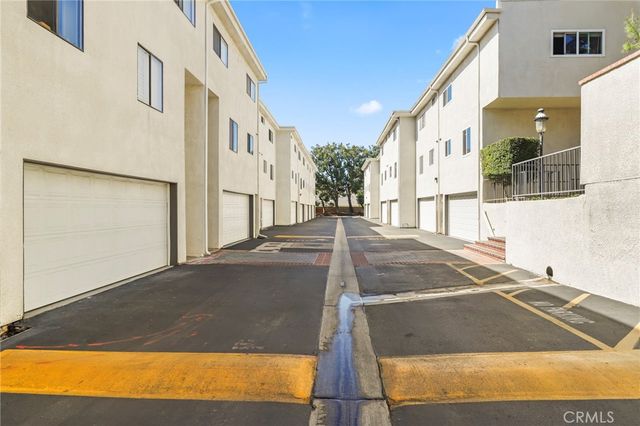 10201 Mason Avenue 19, Chatsworth, CA 91311