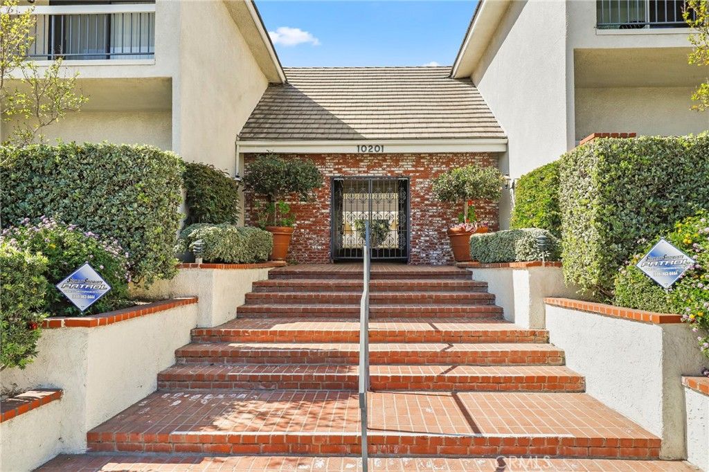 10201 Mason Avenue 19, Chatsworth, CA 91311