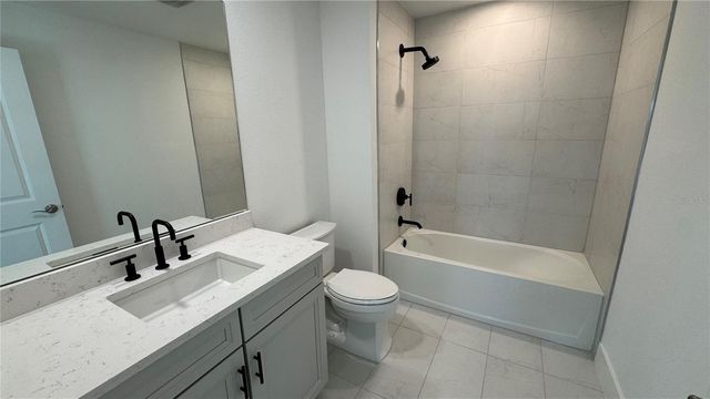 18515 MIDSUMMER PLACE, Venice, FL 34293