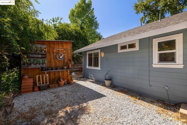 18520 Main Street, Tuolumne, CA 95379