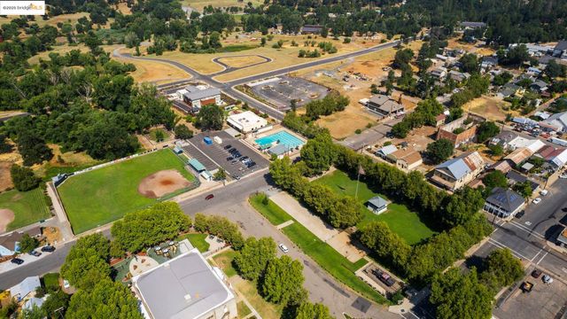 18520 Main Street, Tuolumne, CA 95379