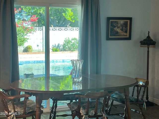 3602 W FRIER Drive, Phoenix, AZ 85051