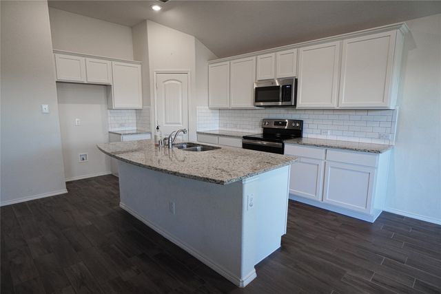 241 Pitt Circle, Fate, TX 75189