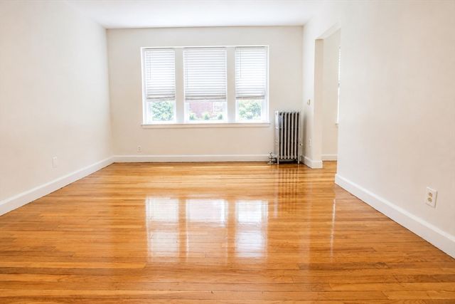 8 Walnut St 2, Everett, MA 02149