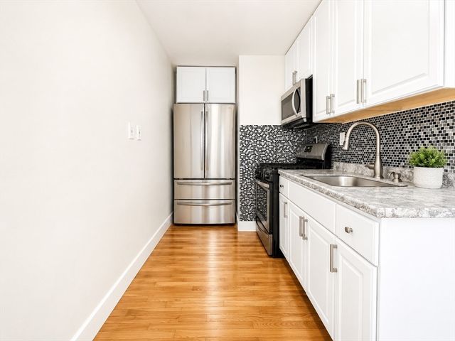 8 Walnut St 2, Everett, MA 02149