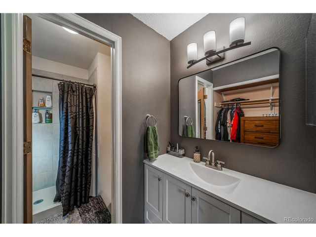 9240 Stargrass Cir, Highlands Ranch, CO 80126