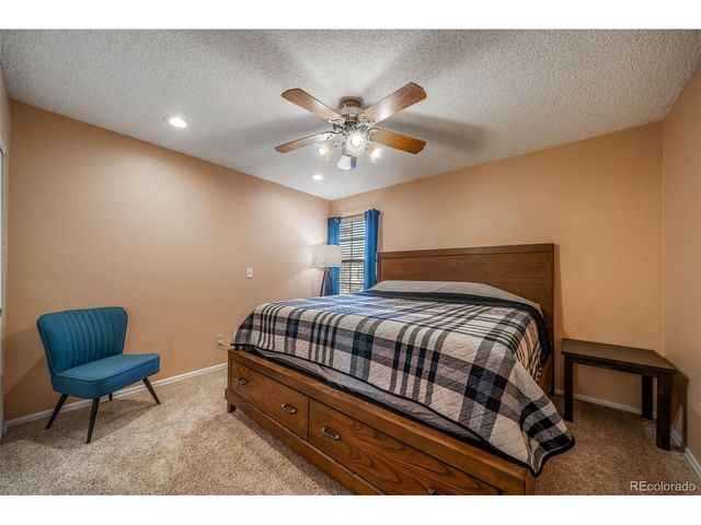 9240 Stargrass Cir, Highlands Ranch, CO 80126