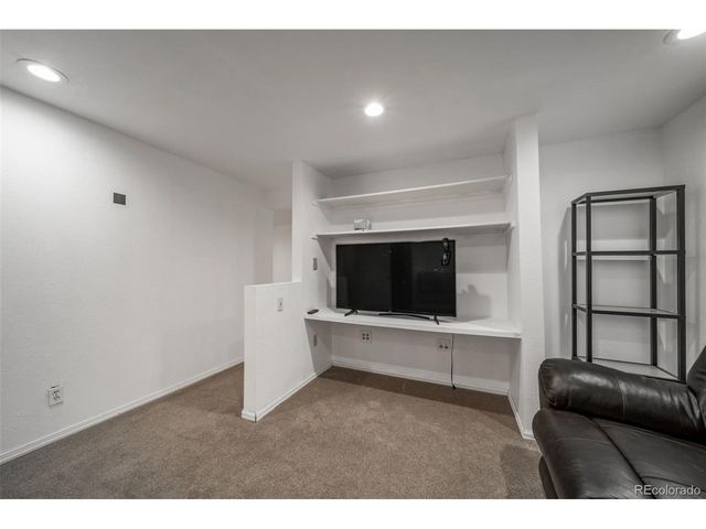 9240 Stargrass Cir, Highlands Ranch, CO 80126