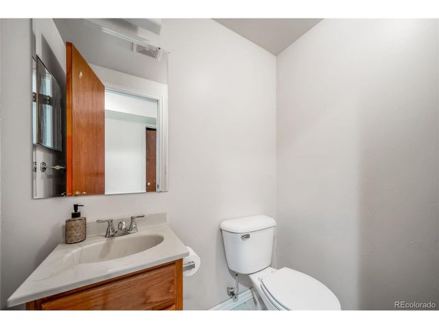 9240 Stargrass Cir, Highlands Ranch, CO 80126