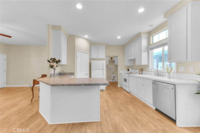 8221 Ilex 55, Fontana, CA 92335