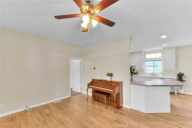 8221 Ilex 55, Fontana, CA 92335
